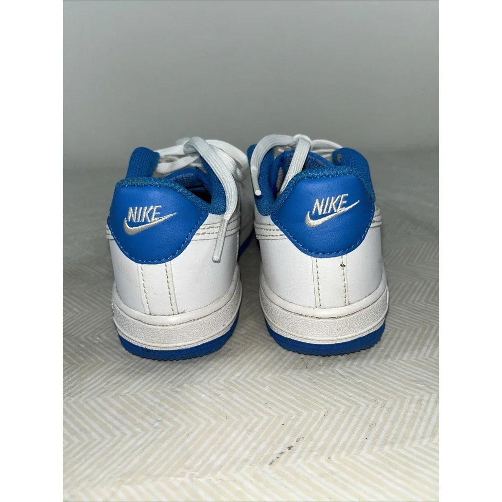 NIKE FORCE 1 Youth/Boys White Blue Sneakers Low Sz 12.5 C Shoes DV1332101 Athlet - Picture 5 of 15